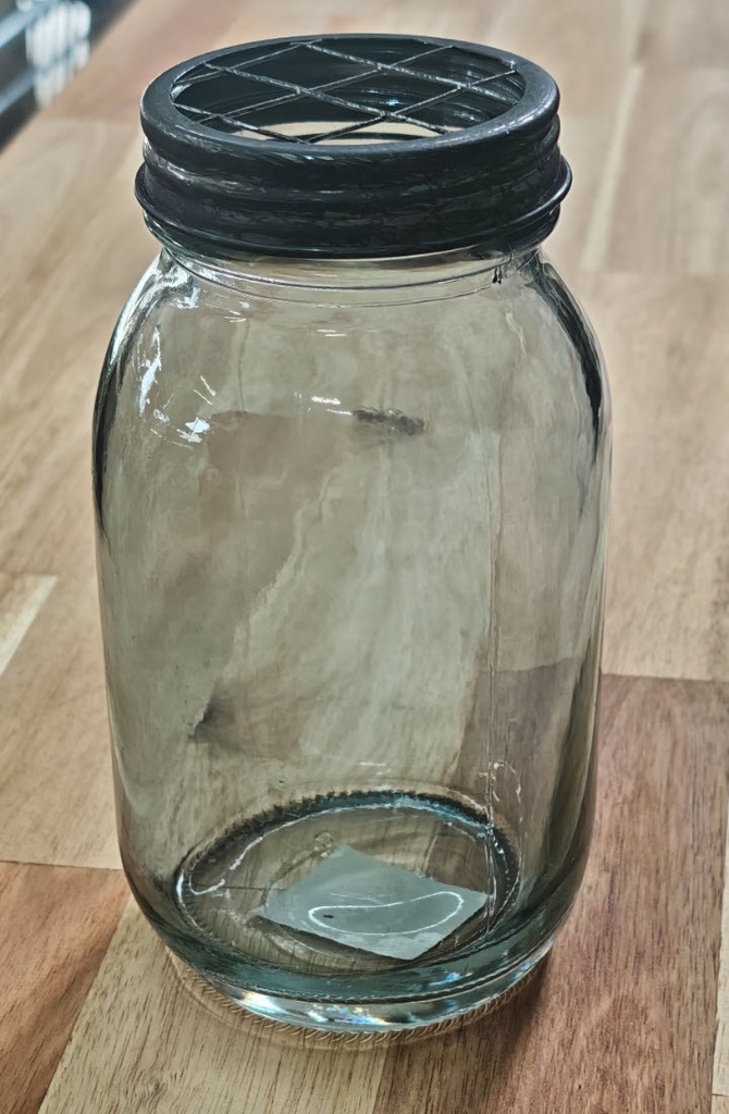 JARRON CRISTAL/METAL TIPO TARRO-COLOR VERD-D9X18CM (copia)