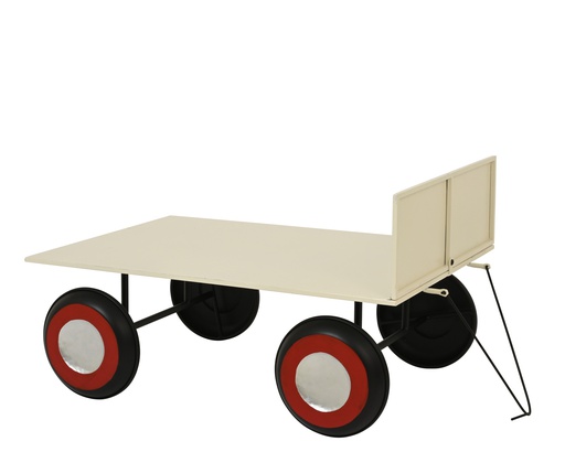 [4-646601] ***CARRIAGE IRON CREAM/COLOUR(S) L91.50-W60.00-H50.50cm